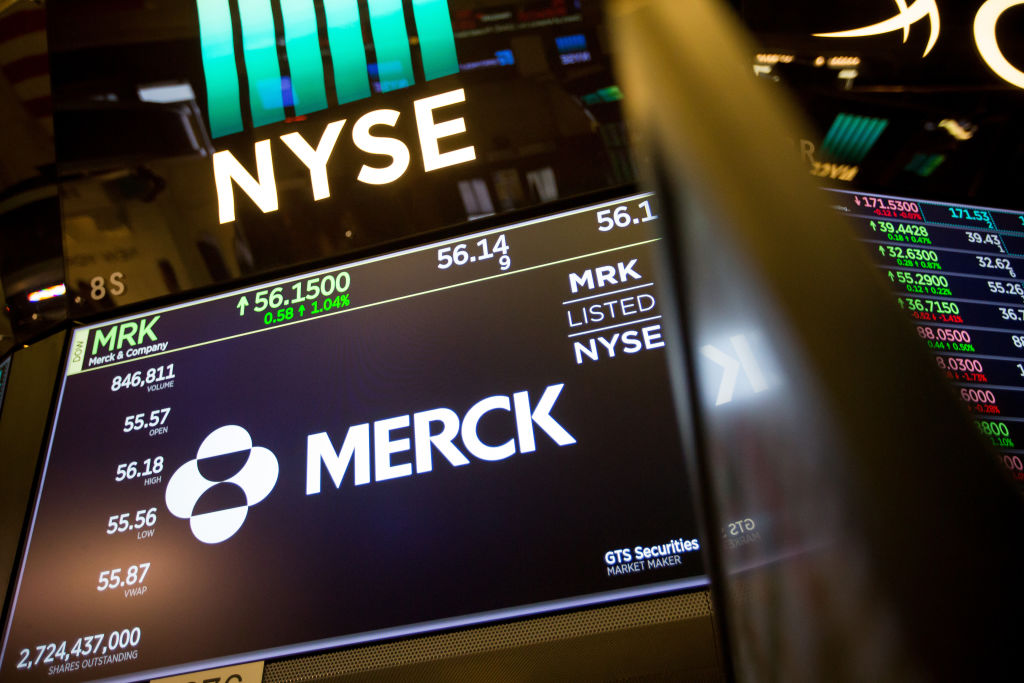 كيفية شراء أسهم شركة Merck & Co Inc