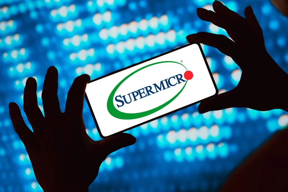 سهم شركة Super Micro Computer